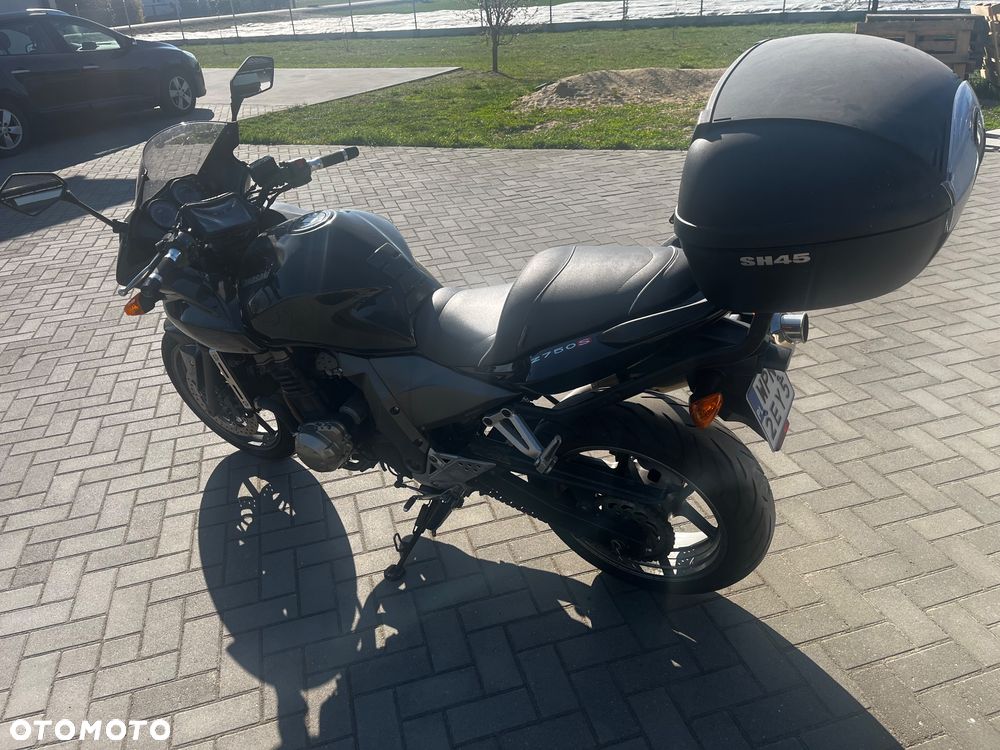 Kawasaki Z - 3