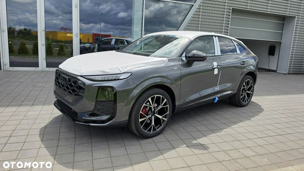 Audi Q3 Sportback - 2