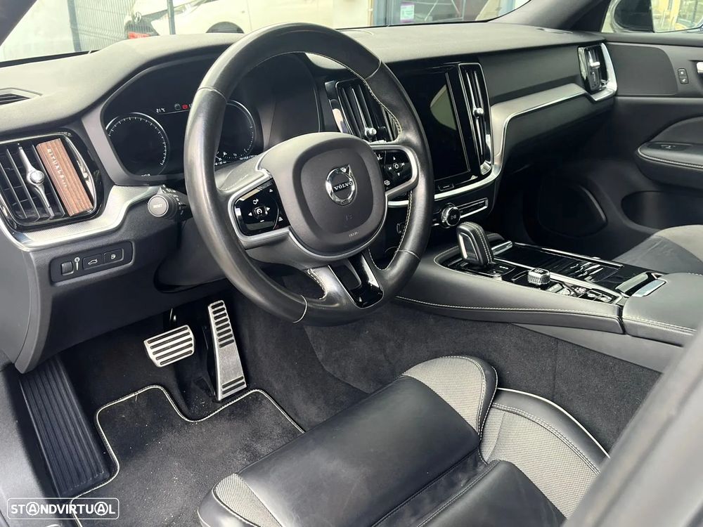Volvo V60 2.0 T6 AWD TE R-Design Expression - 12
