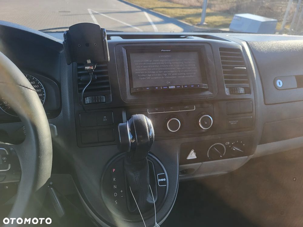 Volkswagen Transporter - 27