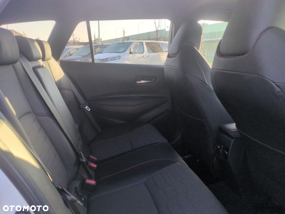 Toyota Corolla - 10