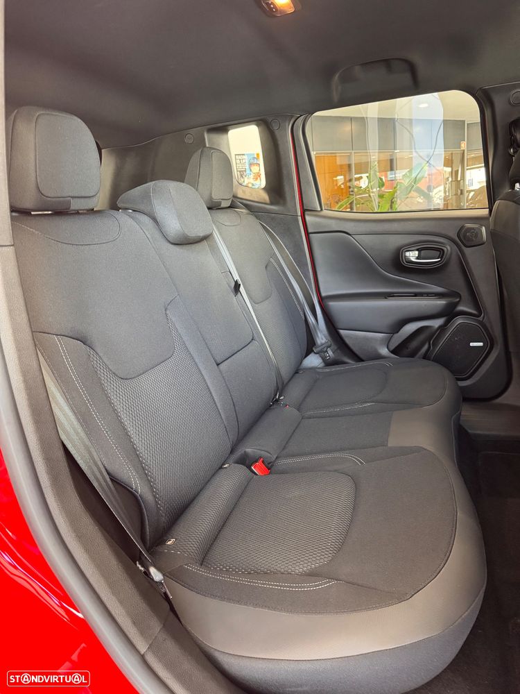 Jeep Renegade 1.3 T Limited S DCT - 19
