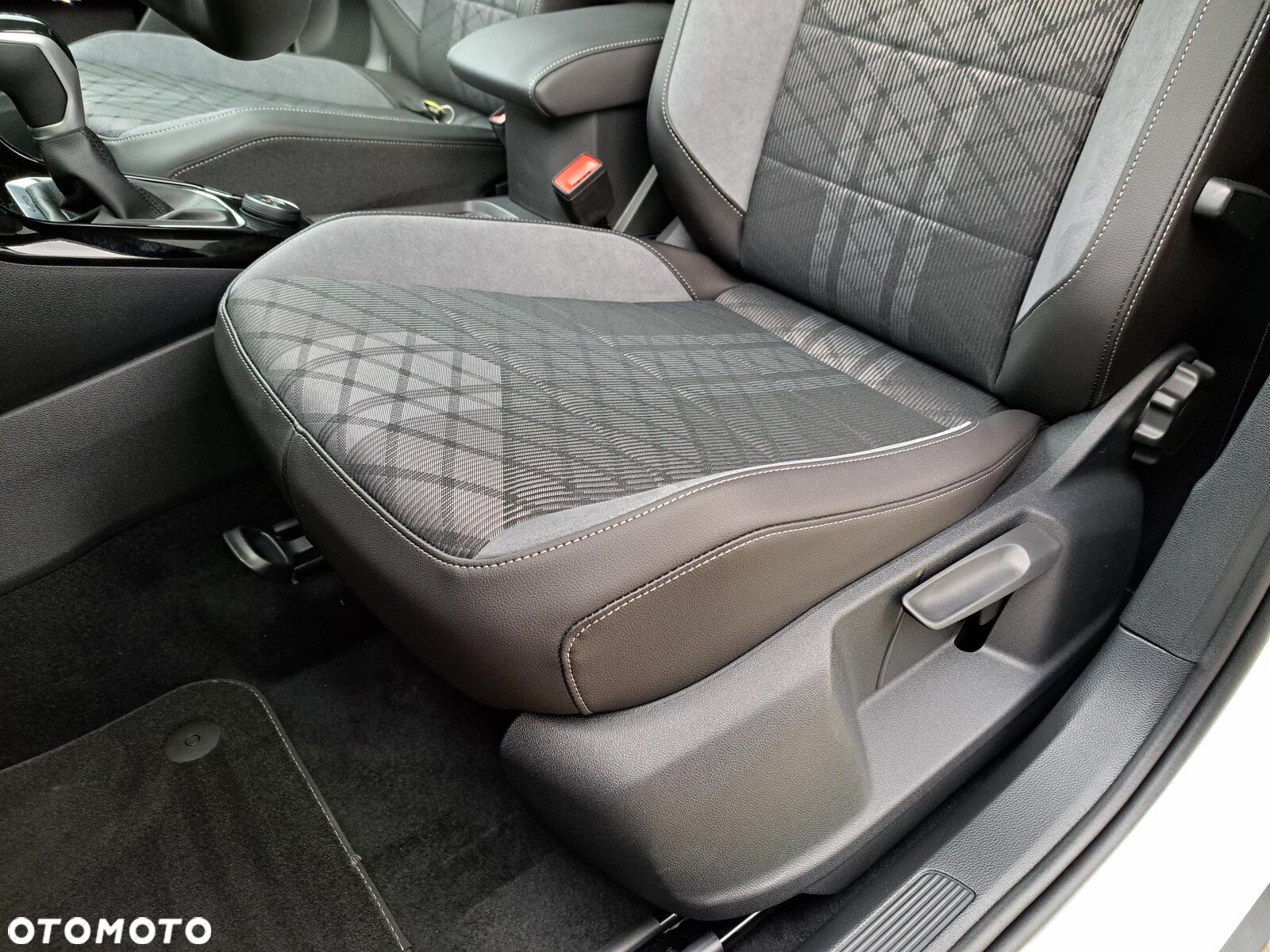 Volkswagen T-Roc 2.0 TSI 4Motion R-Line DSG - 20