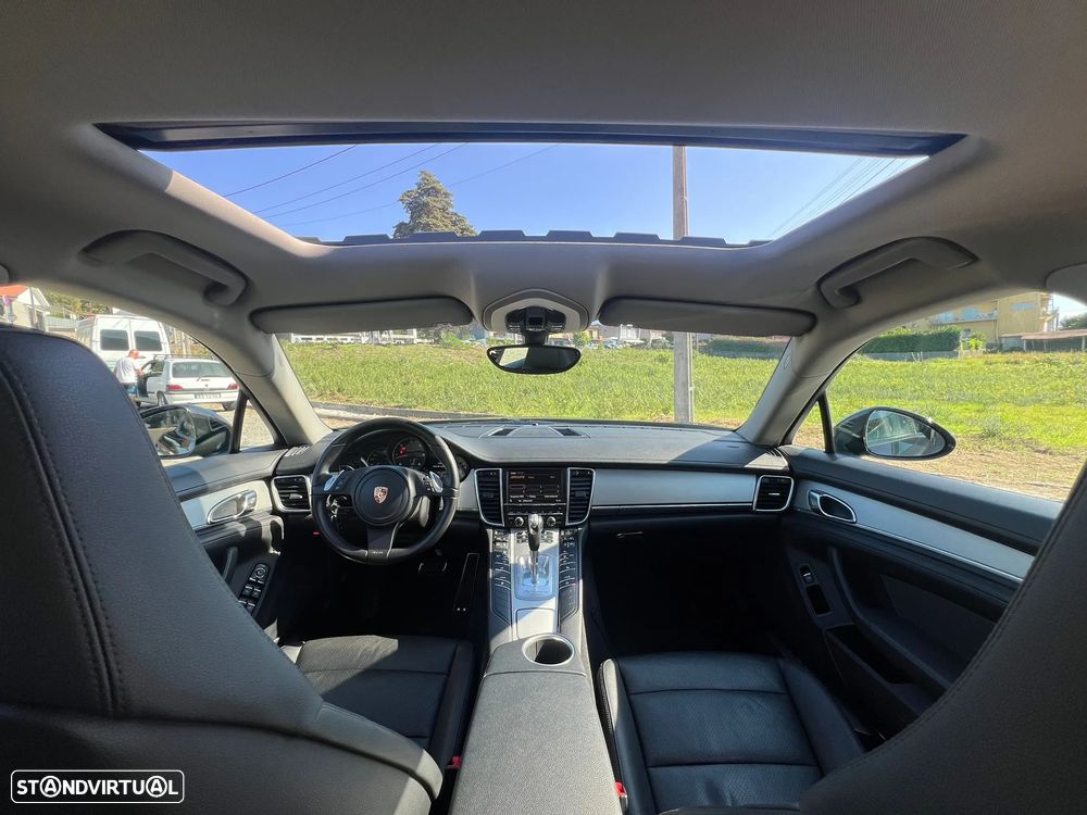 Porsche Panamera Platinum Edition - 12