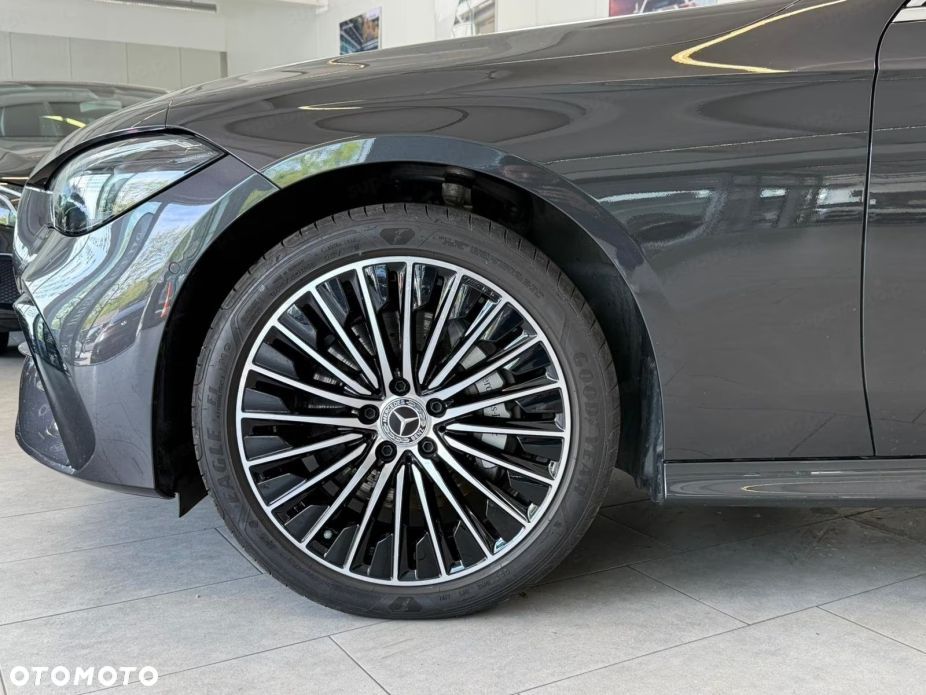 Mercedes-Benz CLE 200 mHEV 4-Matic AMG Line - 16