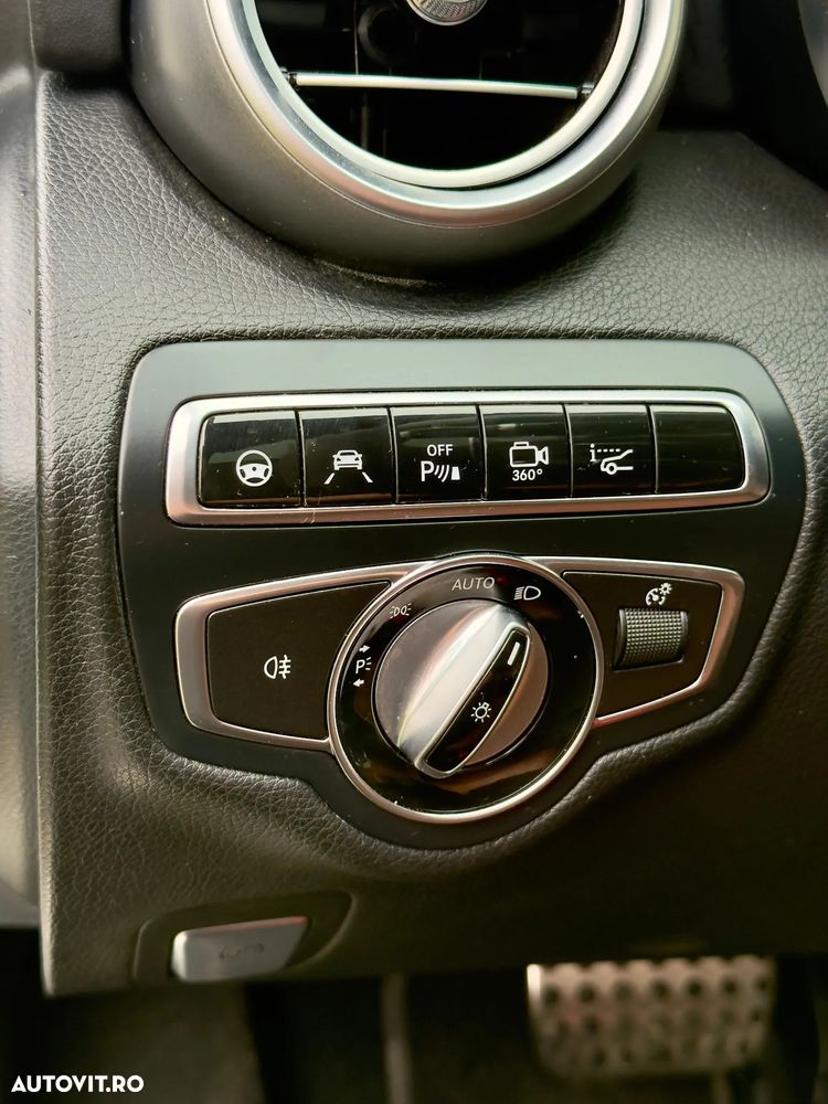 Mercedes-Benz C 63 AMG - 8