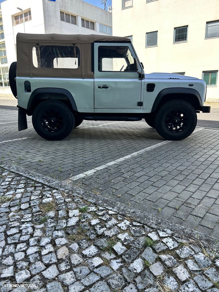 Land Rover Defender 90 2.4 CRD S - 6