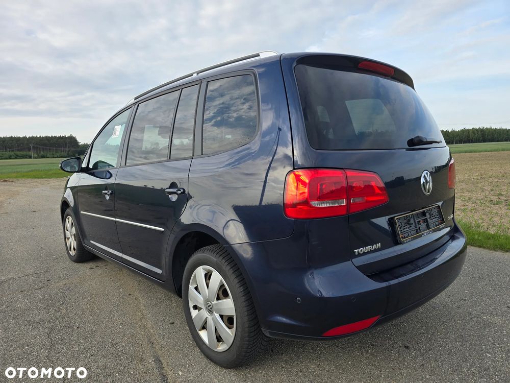Volkswagen Touran 2.0 TDI DPF DSG Highline - 2