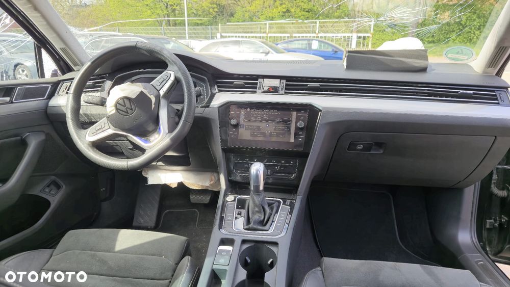 Volkswagen Passat - 18