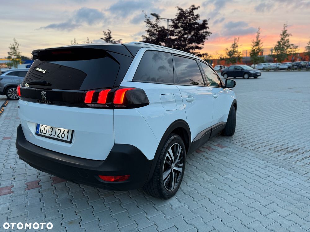 Peugeot 5008 - 11
