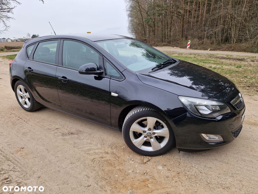 Opel Astra 1.7 CDTI DPF Cosmo - 3