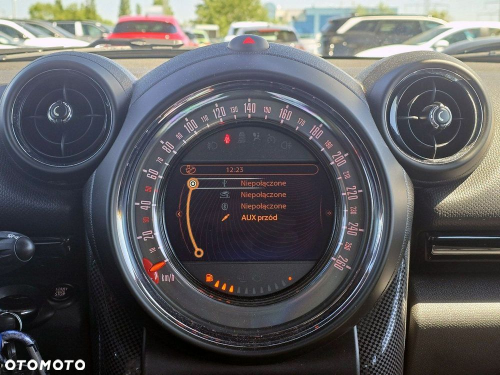 MINI Countryman - 16