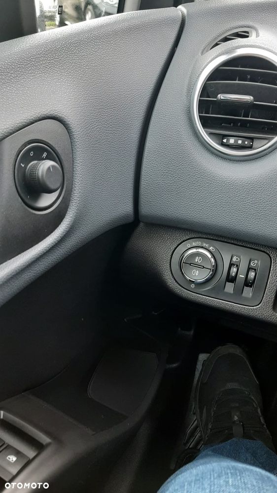 Opel Meriva 1.4 Selection - 24