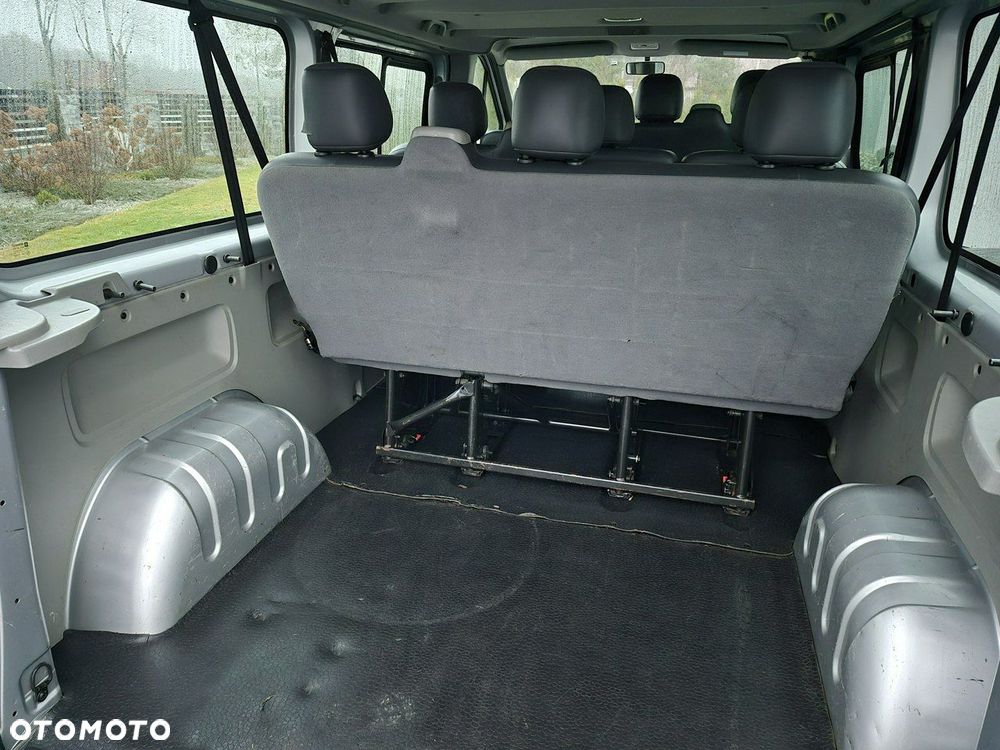 Renault Trafic - 11