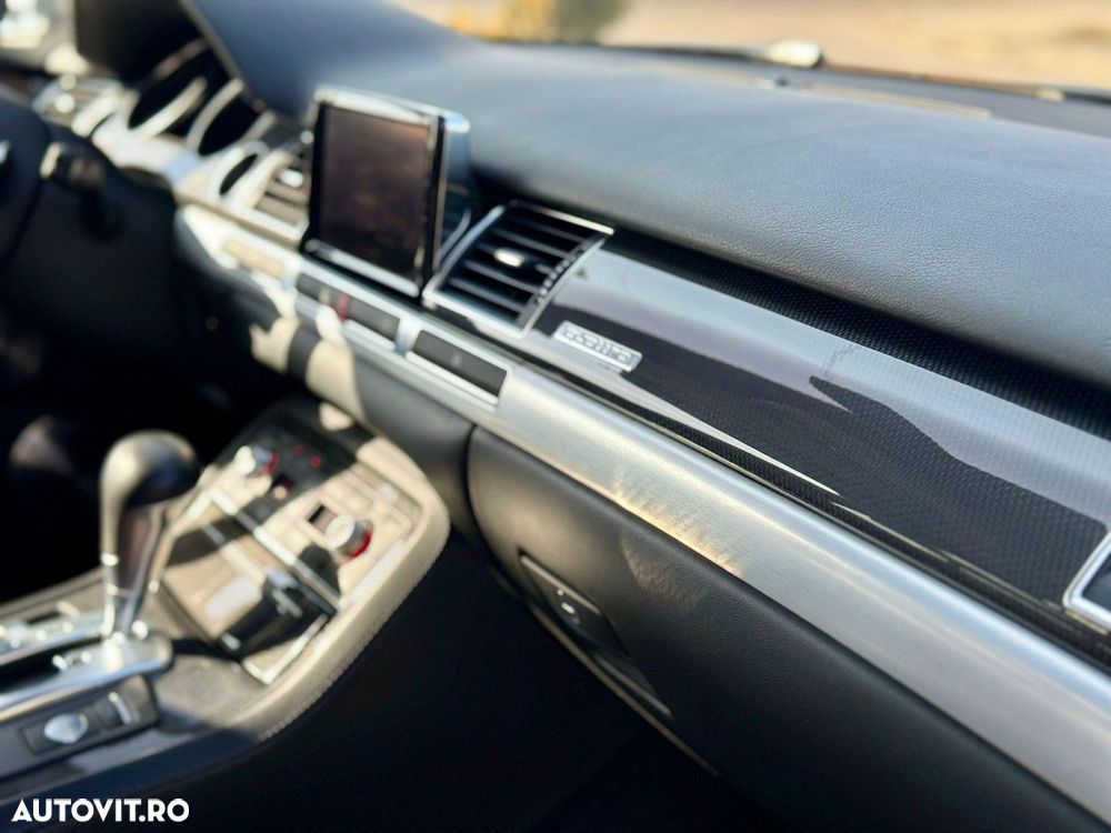 Audi S8 5.2 FSI quattro - 17