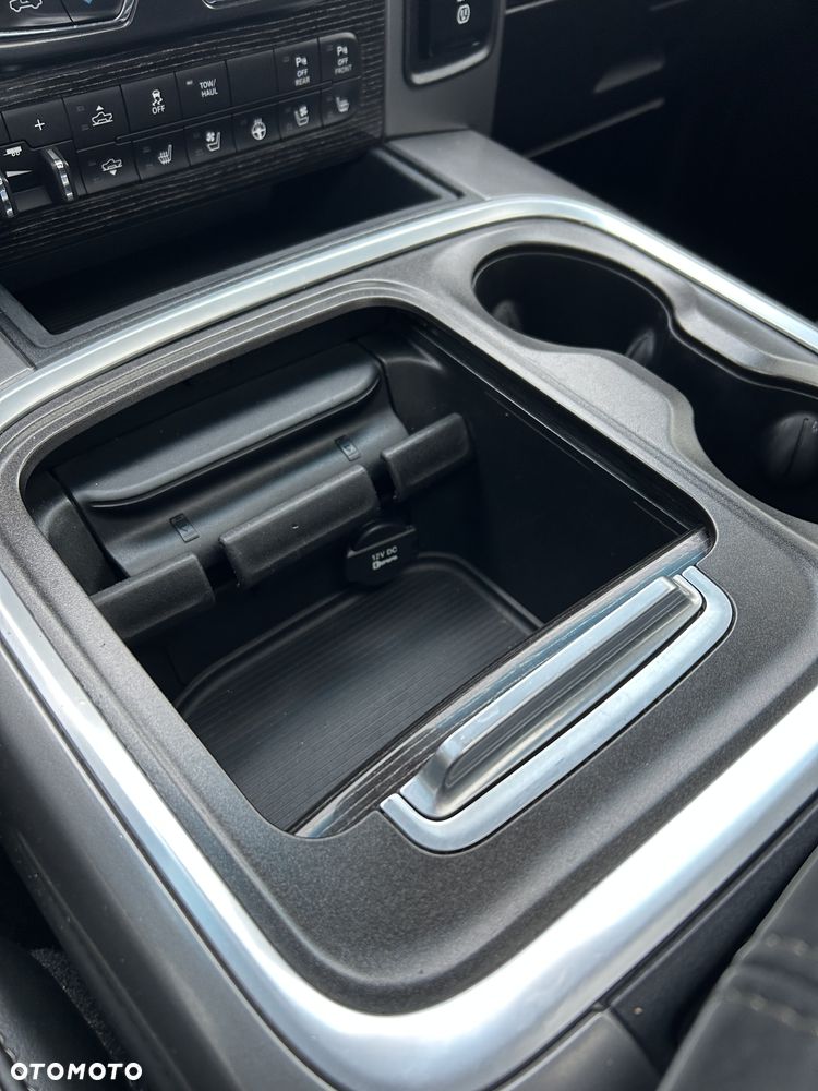 Dodge RAM - 20