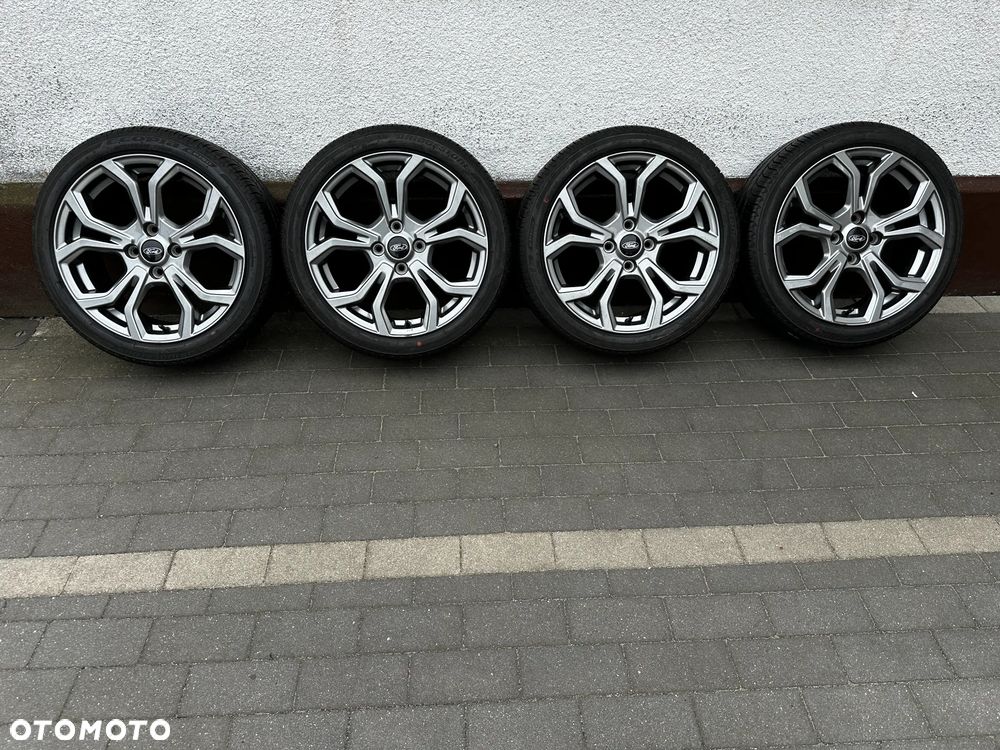 205 45 17 / 4x108 FORD B-Max Fiesta ST ST200 MAZDA 2 / POLECAM - 2
