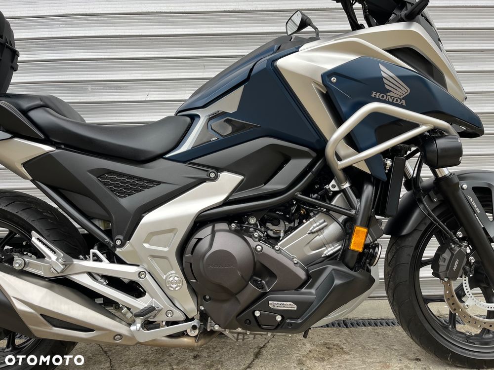 Honda NC - 22