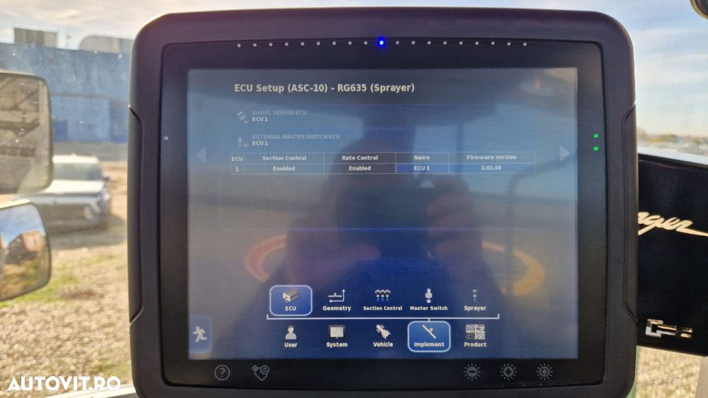 Challenger ROGATOR 635 SPRAYER - 12