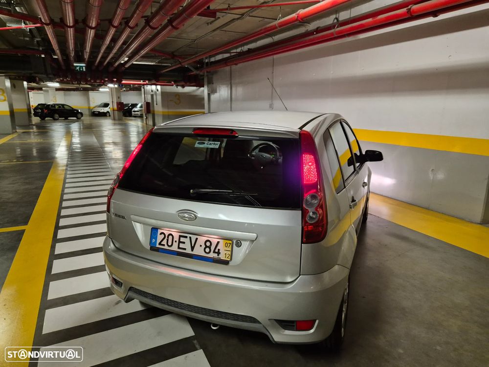 Ford Fiesta 1.25 Trend - 10