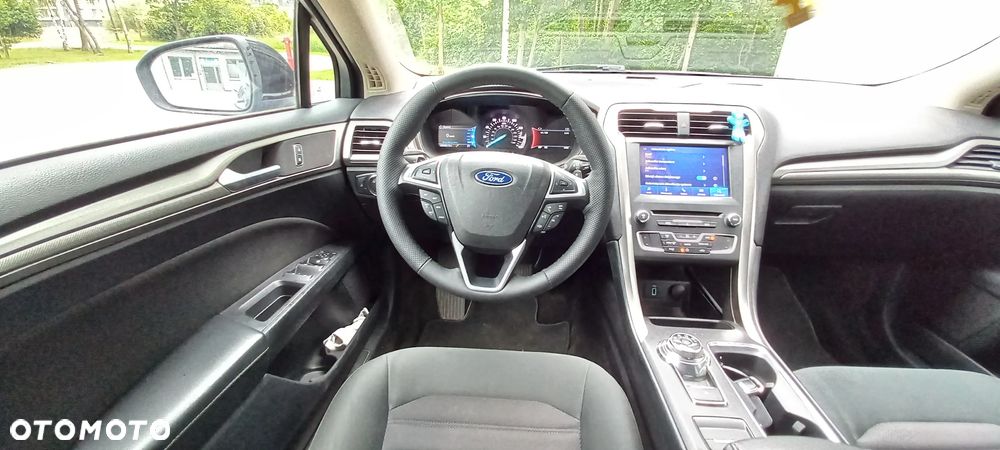 Ford Mondeo - 13