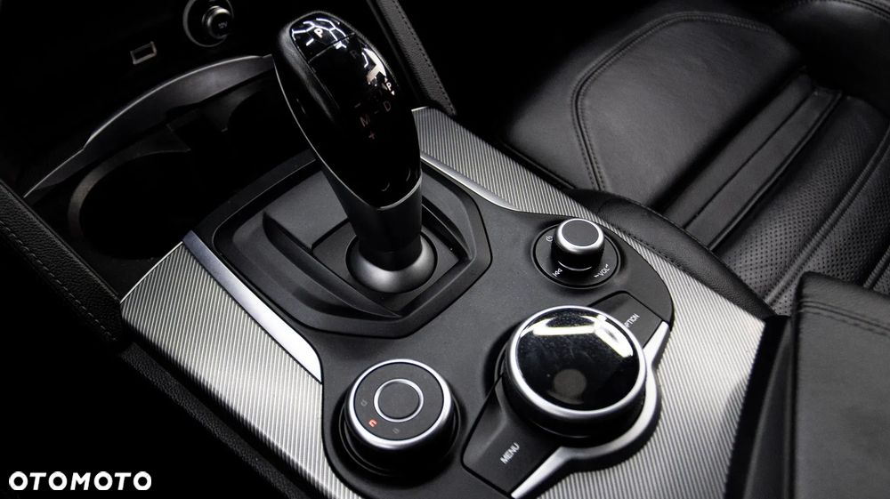 Alfa Romeo Stelvio 2.0 Turbo Executive Q4 - 18