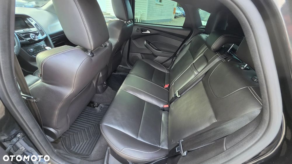 Ford Focus 2.0 EcoBoost ST mit Leder-Exclusiv-Paket - 35