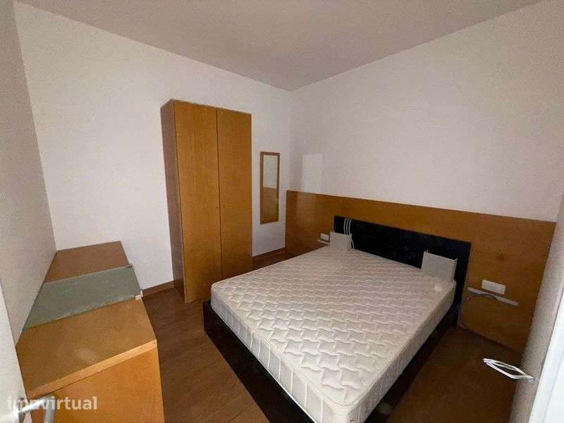 Apartamento MOBILADO - 2 QUARTO C/ DESPESAS INCLUÍDAS