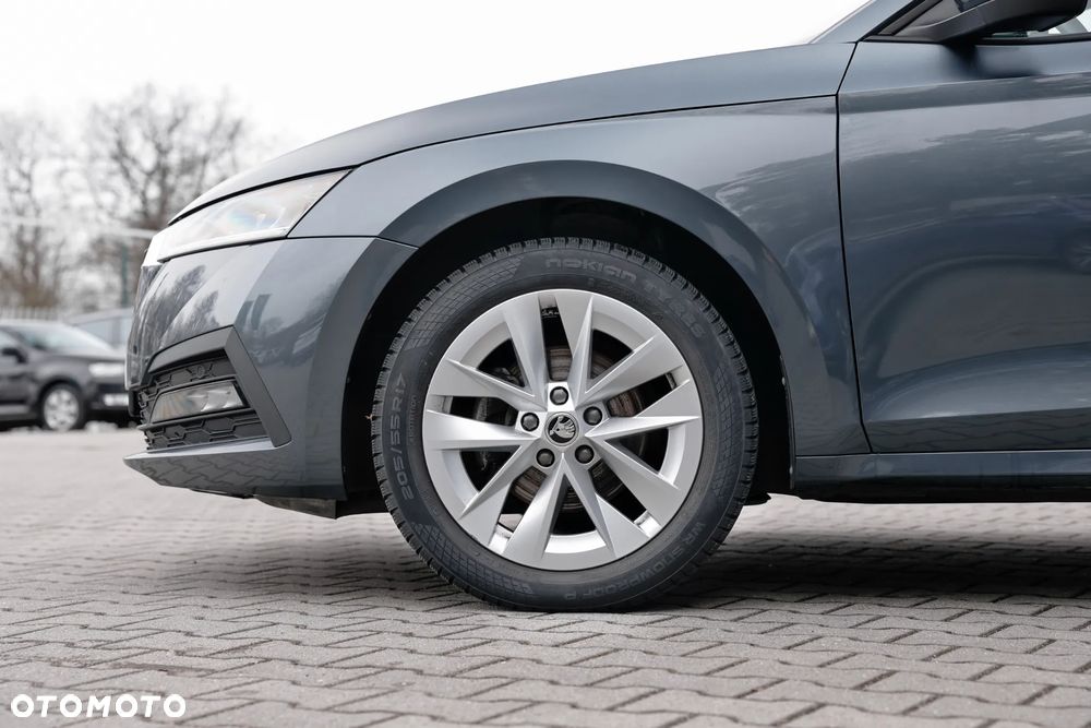 Skoda Octavia 2.0 TDI SCR Ambition DSG - 4