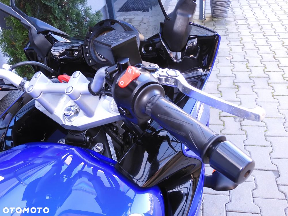 Yamaha FZ6 - 15