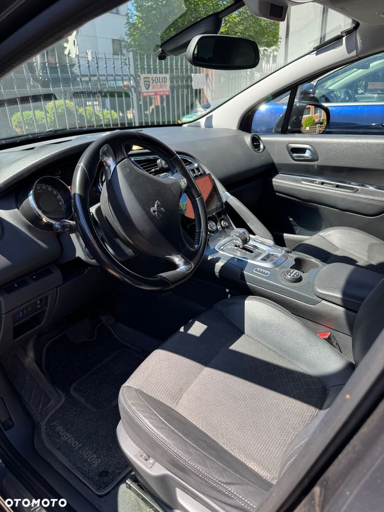 Peugeot 3008 Hybrid4 - 6