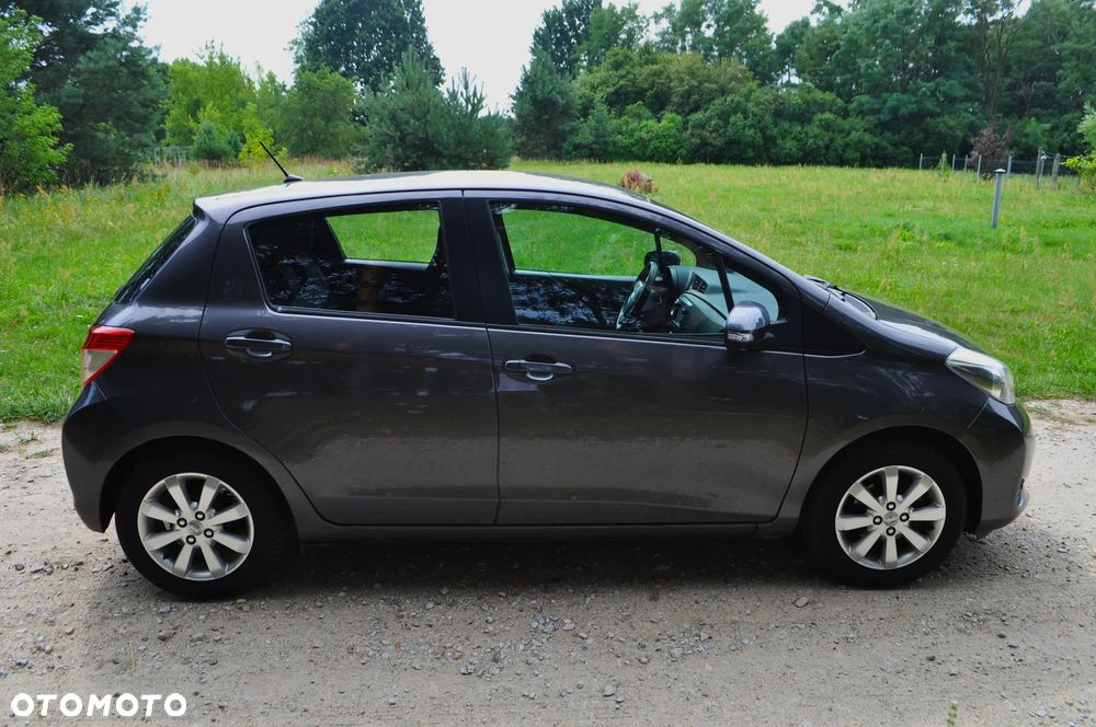 Toyota Yaris 1.0 VVT-i - 5