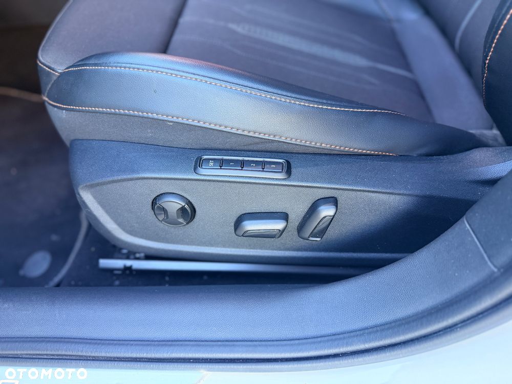 Cupra Leon 1.5 eTSI DSG Tribe Edition - 22