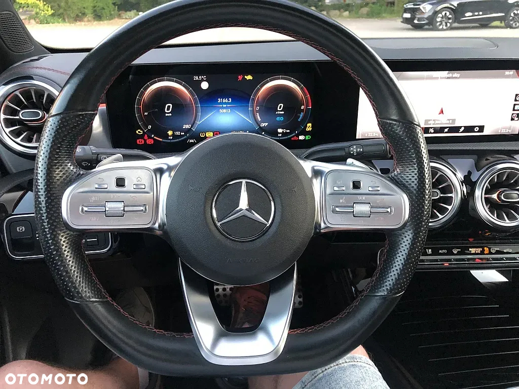 Mercedes-Benz CLA - 17