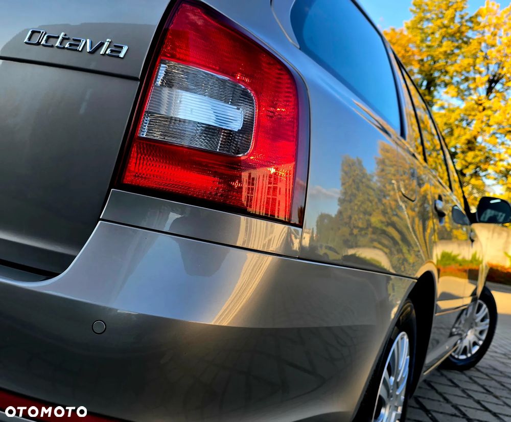 Skoda Octavia Combi 2.0 TDI Ambiente - 17