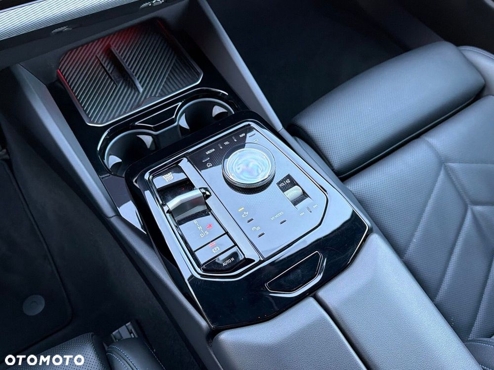 BMW Seria 5 - 25