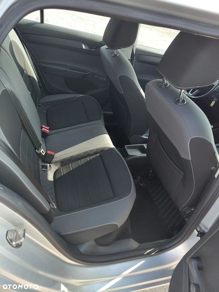 Skoda Fabia 1.0 TSI Ambition - 9