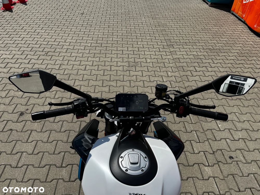 CFMoto 675NK - 10