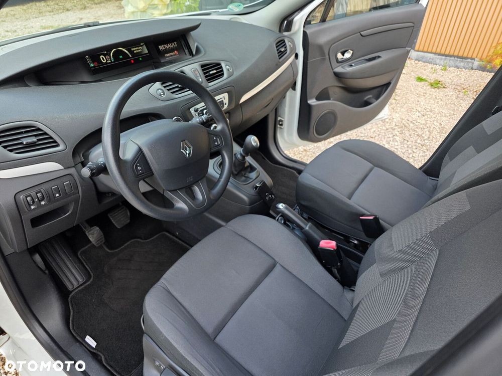 Renault Scenic - 9