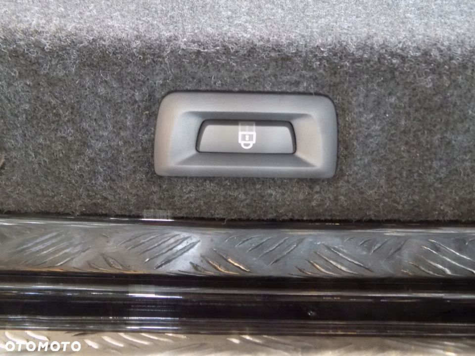 BMW 5 G30 KLAPA BAGAŻNIKA KAMERA 475 - 5