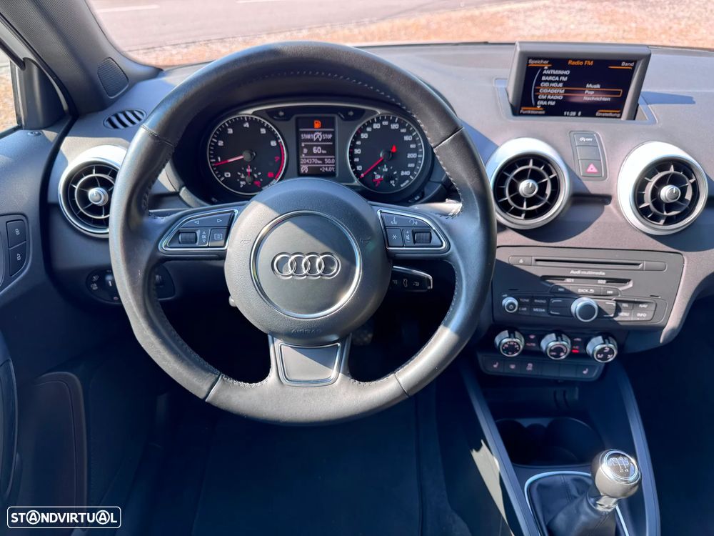 Audi A1 1.2 TFSI S-line - 31