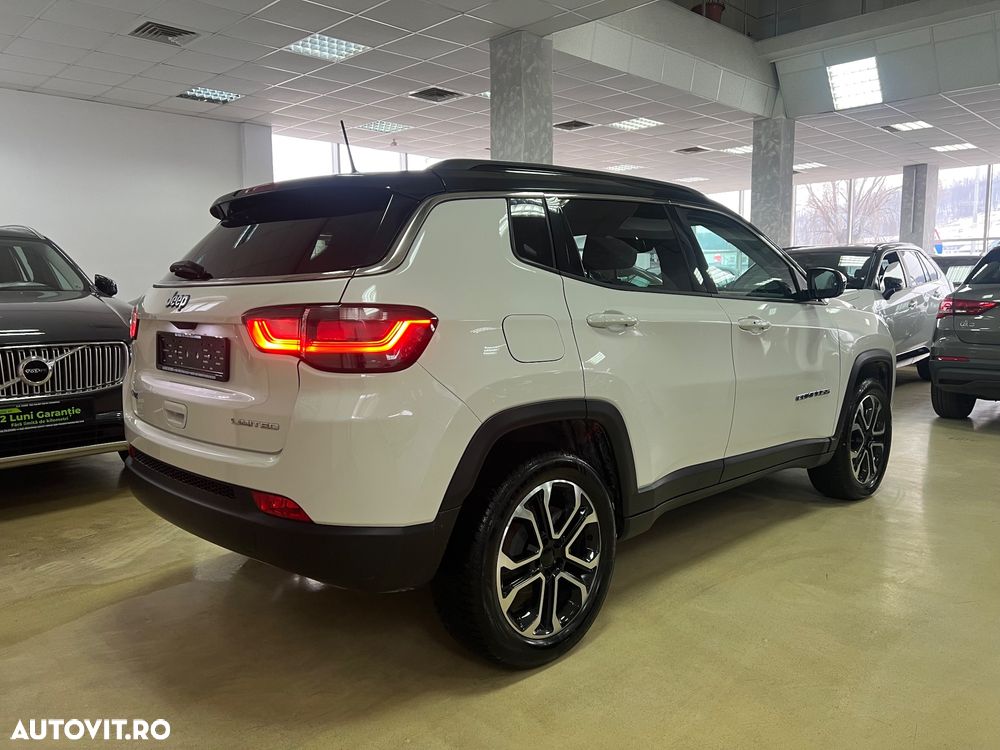 Jeep Compass - 8