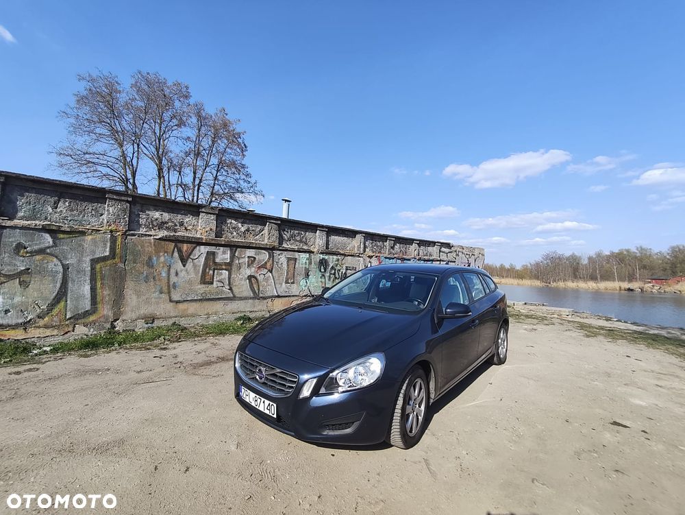 Volvo V60 D2 - 6