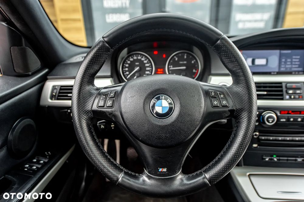 BMW Seria 3 320d DPF - 24
