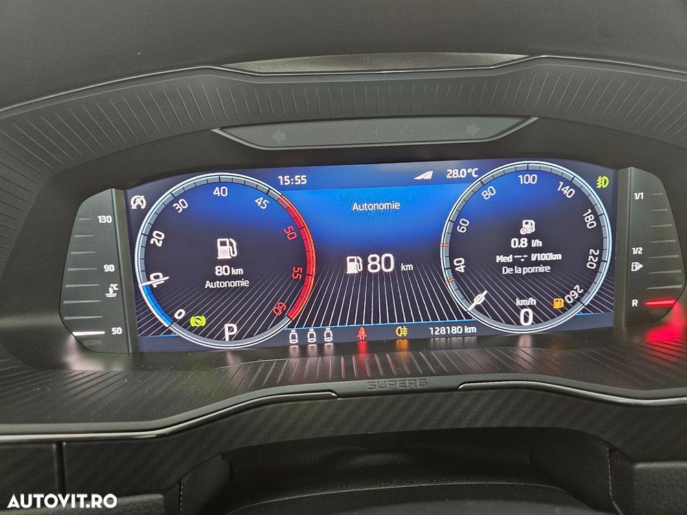 Skoda Superb 2.0 TDI DSG Sportline - 17