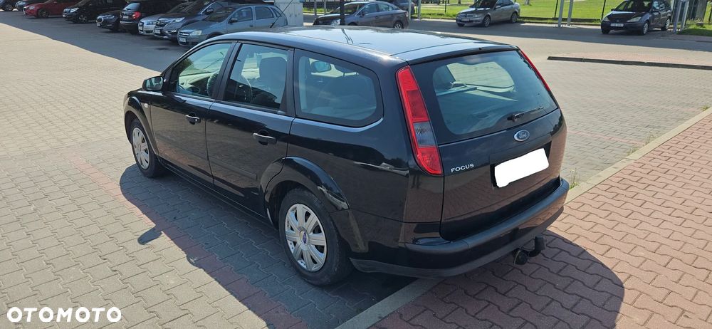 Ford Focus 1.8 FF Ambiente - 5