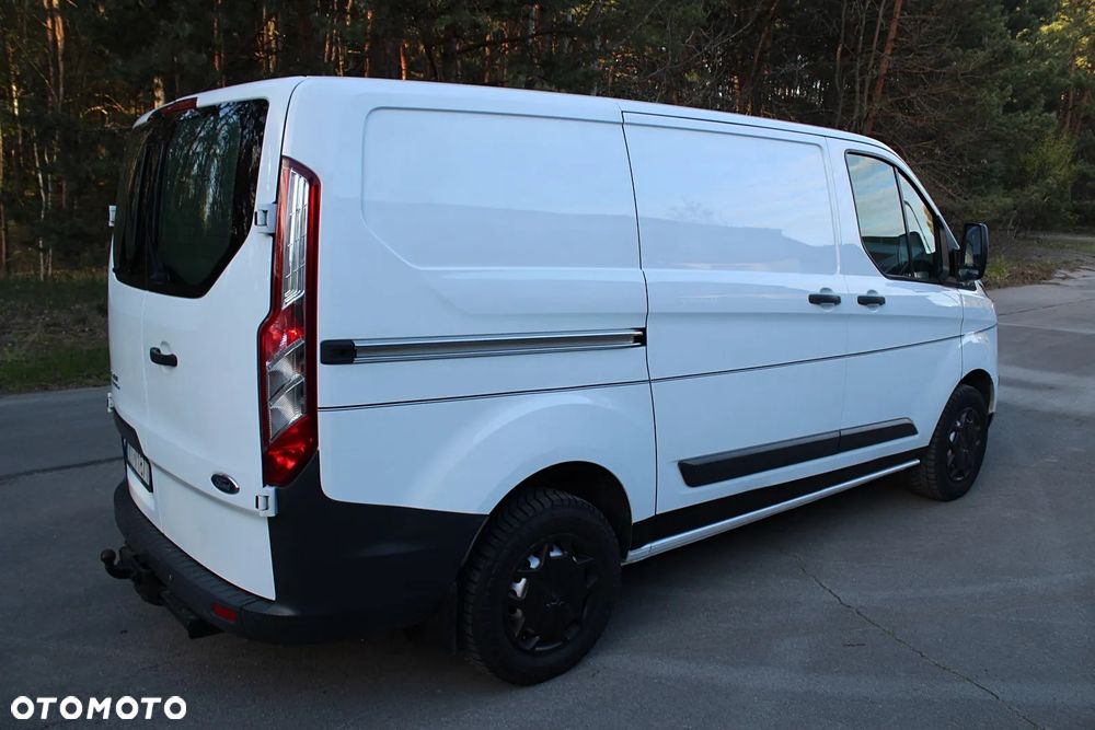 Ford Transit Custom - 11