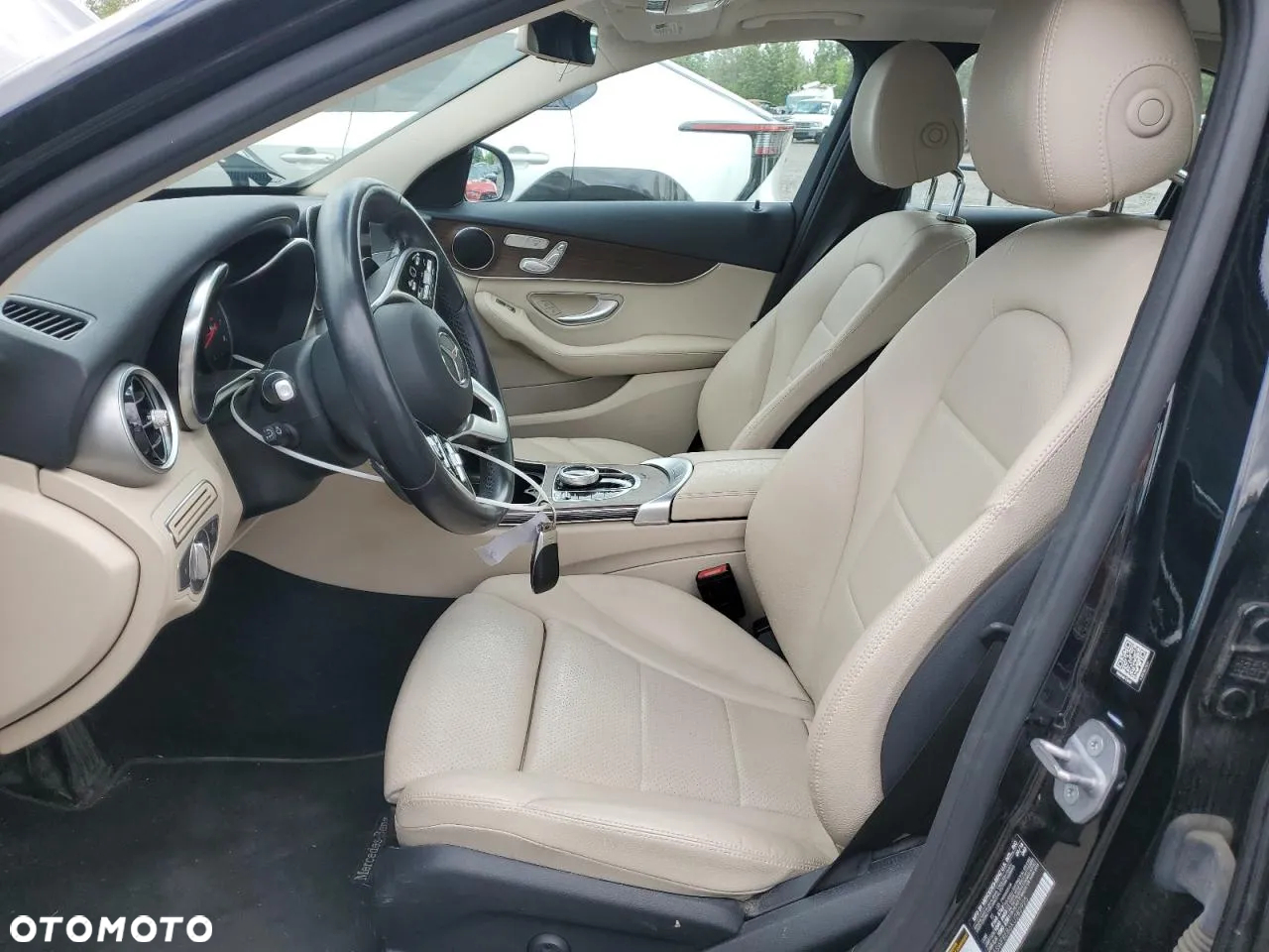 Mercedes-Benz Klasa C 300 9G-TRONIC - 7