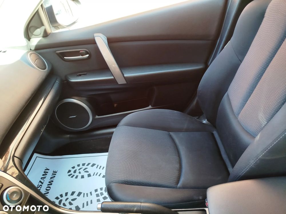 Mazda 3 2.0 Exclusive + - 10
