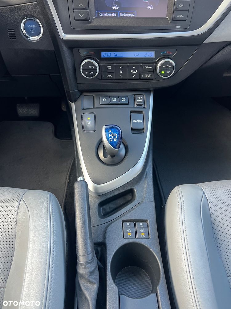 Toyota Auris 1.8 HSD Luna - 25
